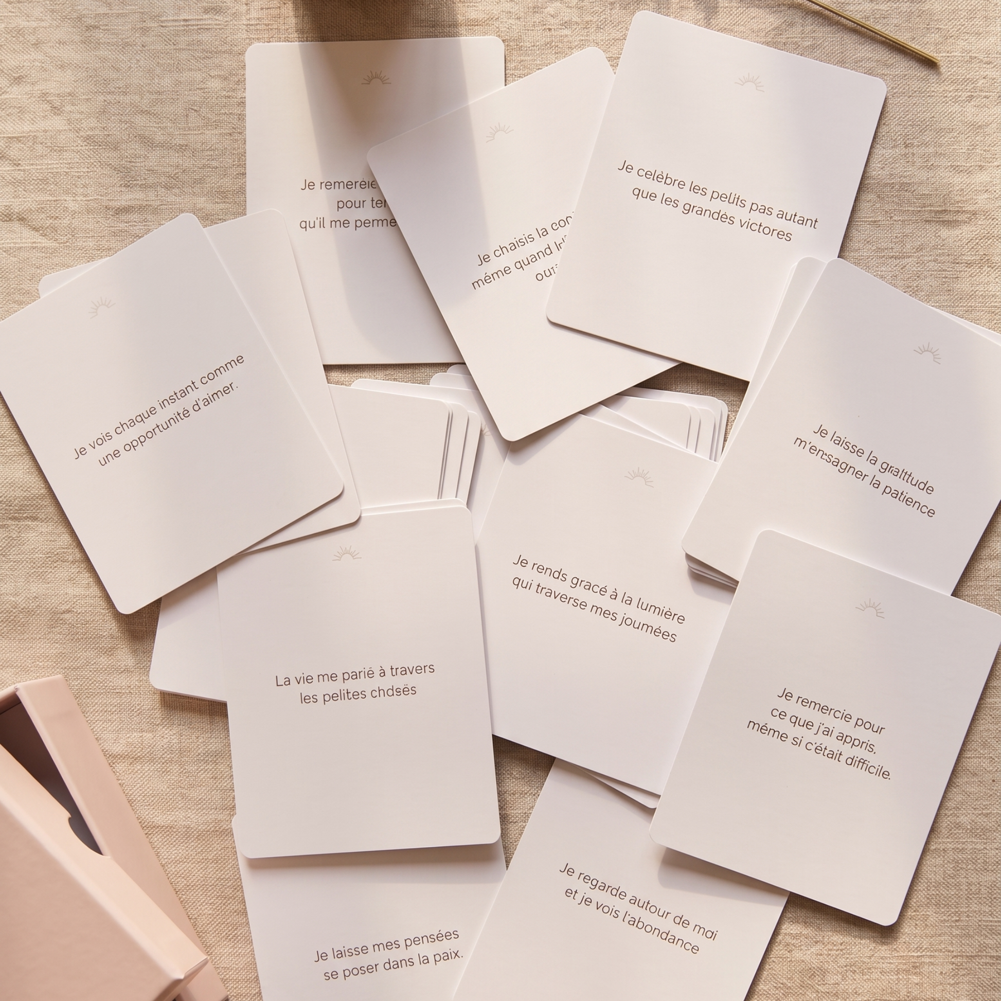 coffret premium cartes gratitude fabriqué en France design beige sable